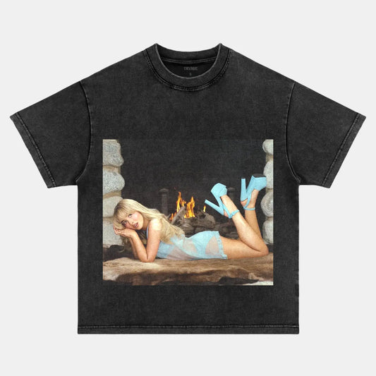 Sabrina Carpenter: Music Icon Tee V3 - www.Shopthatapp.com