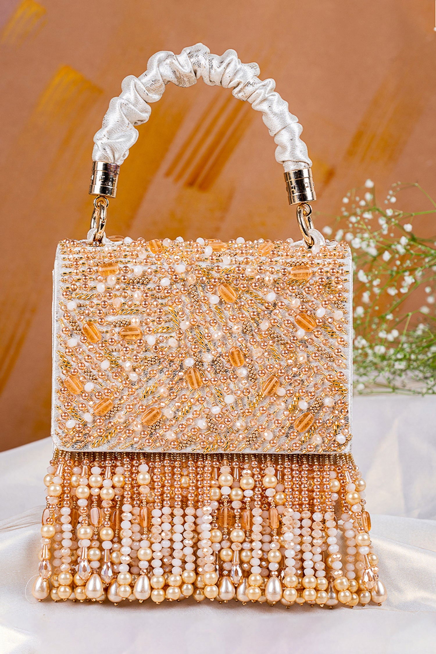 SAMARA GOLD BAG - Www.Shopthatapp.com