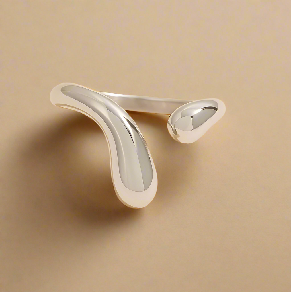 Liora Ring - www.Shopthatapp.com