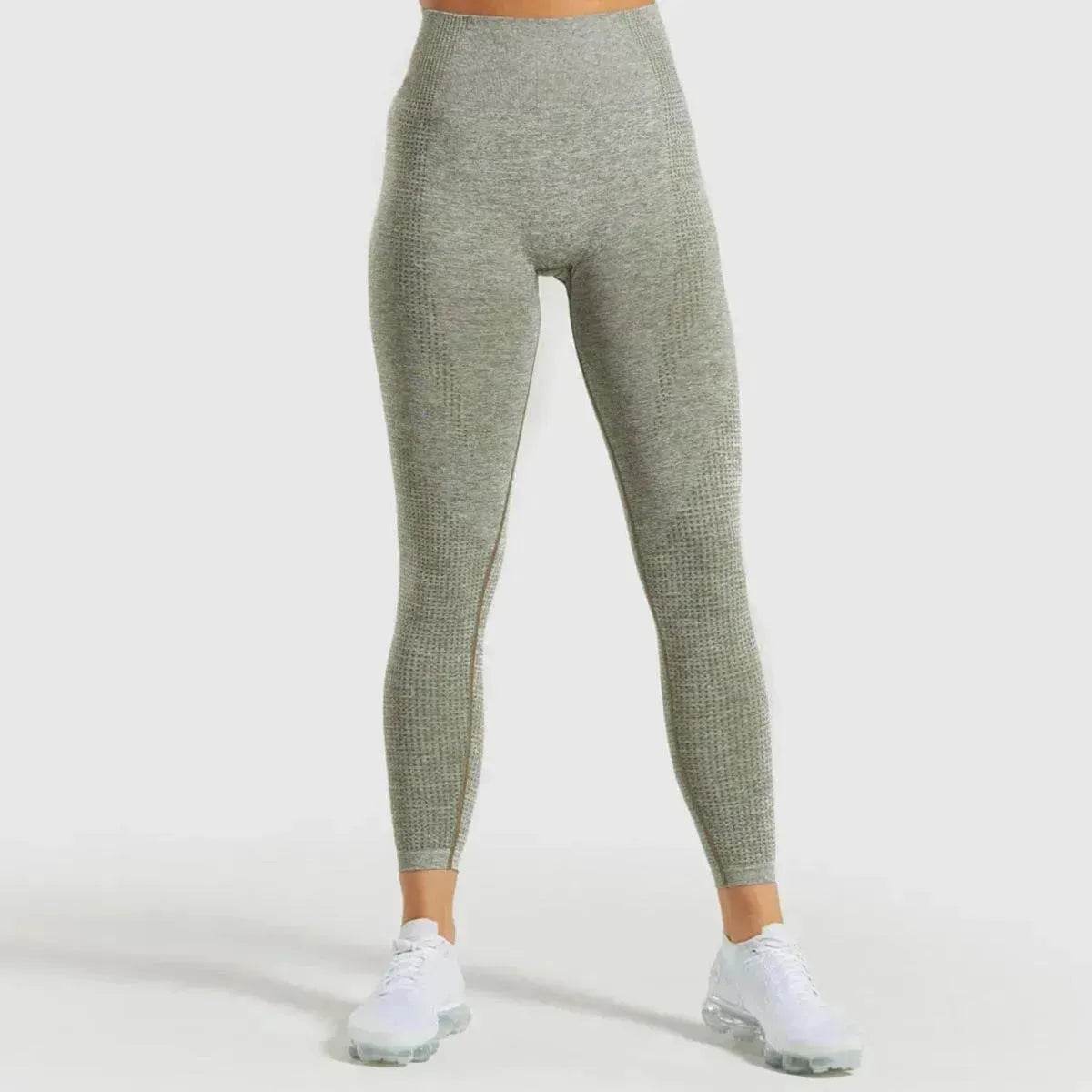 Seamless Jacquard Little Gym Pants Lady - www.Shopthatapp.com #