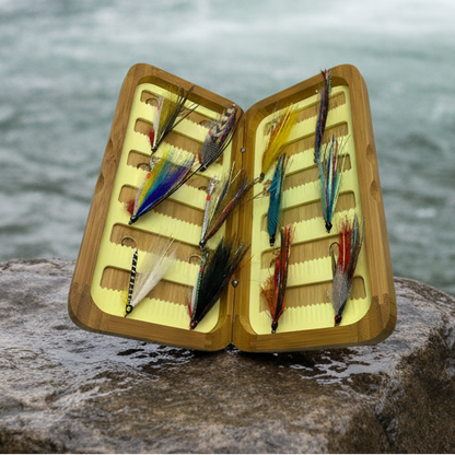 Fly Fishing Kit, Single Hook Streamer, Landlocked Salmon, Bamboo Flybox - www.Shopthatapp.com
