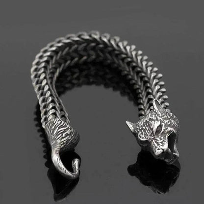 Stainless Wolf Head Chain Bracelet: Wholesale Fashion Gift - www.Shopthatapp.com