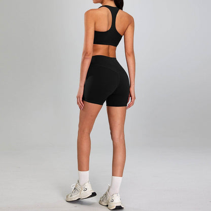 Stylish Fashion Gym clothes for women Crop workout top and Short Pant - www.Shopthatapp.com #