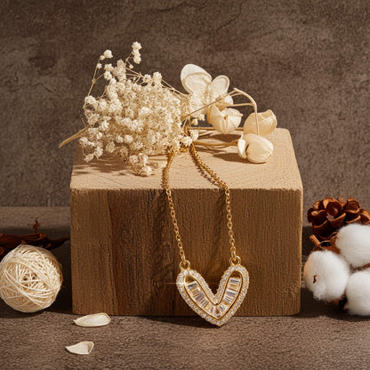 Swarovski Heart Pendant Necklace – Elegant Crystal Design - www.Shopthatapp.com