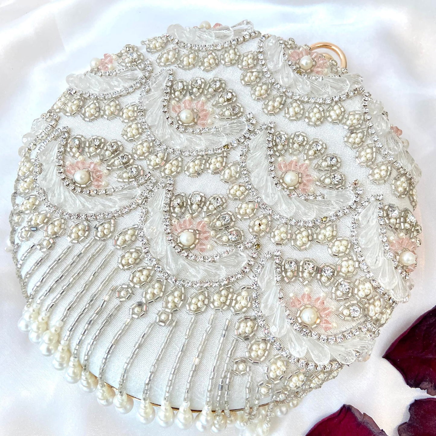 TARA - Www.Shopthatapp.com
