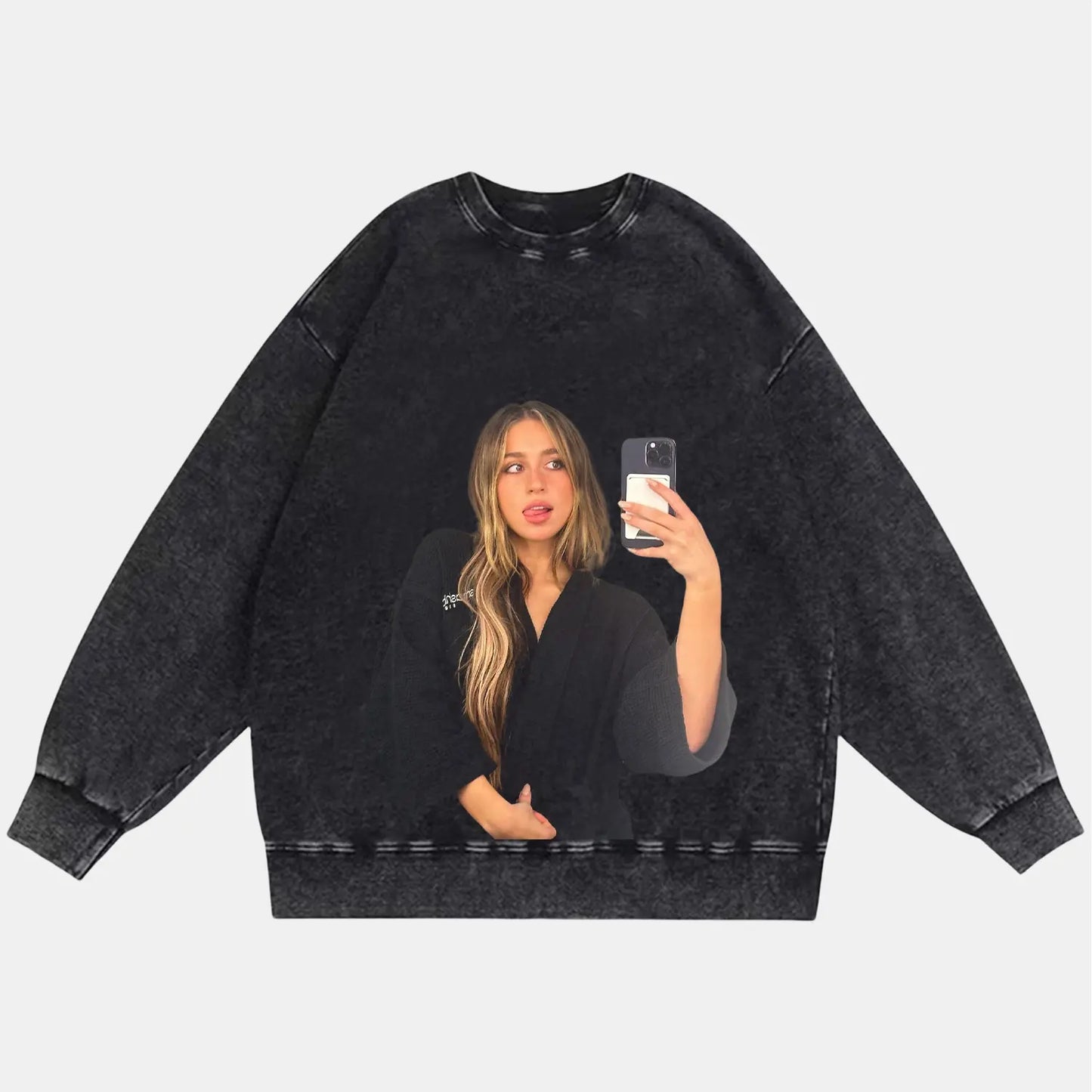 Tate McRae: Music Icon Tee V8 - www.Shopthatapp.com