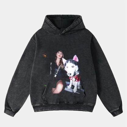 Taylor Swift: Music Icon Tee V10 - www.Shopthatapp.com
