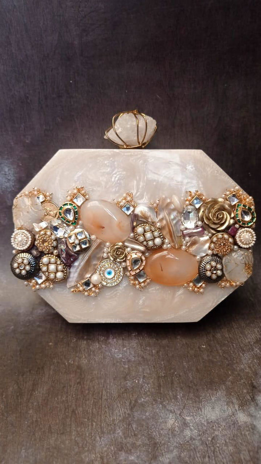 TREASURE Clutch - Www.Shopthatapp.com
