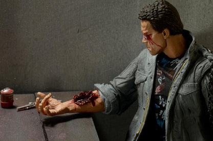 Terminator - 7" Action Figure - Ultimate T-800 (Tech Noir) - www.Shopthatapp.com #