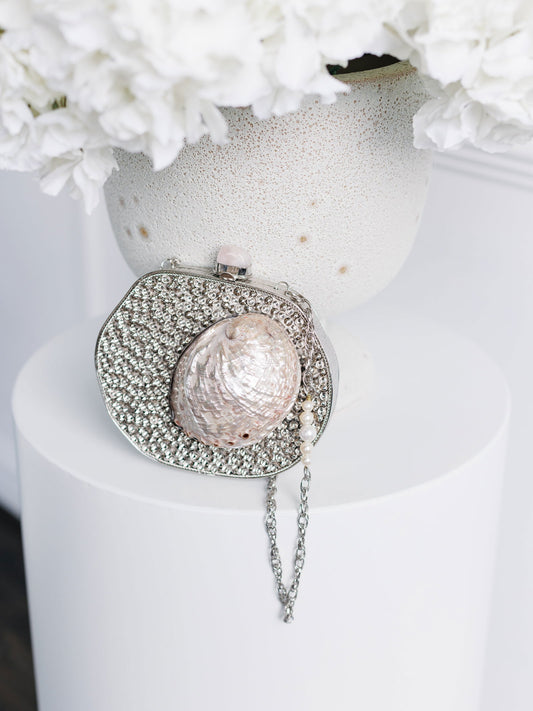 The MYRTLE Silver Clutch - Www.Shopthatapp.com