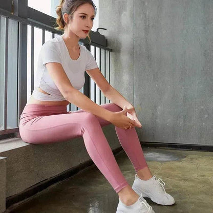 Three-piece speed suit for gym yoga wear - www.Shopthatapp.com #