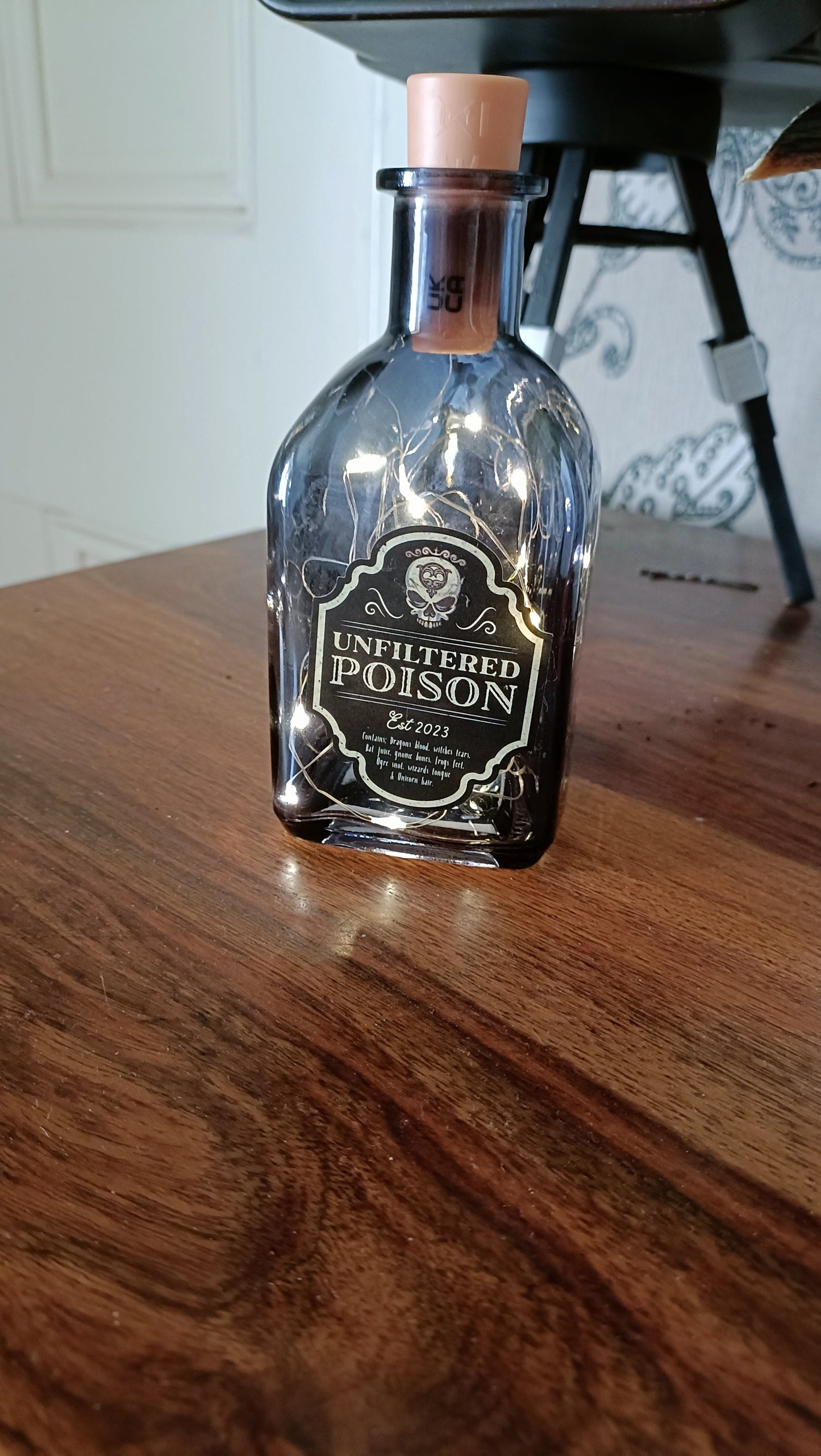 Unfiltered poison table lamp - www.Shopthatapp.com #