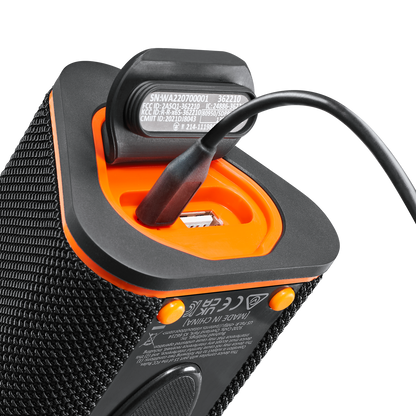 Wingman View GPS Golf Speaker - Www.Shopthatapp.com