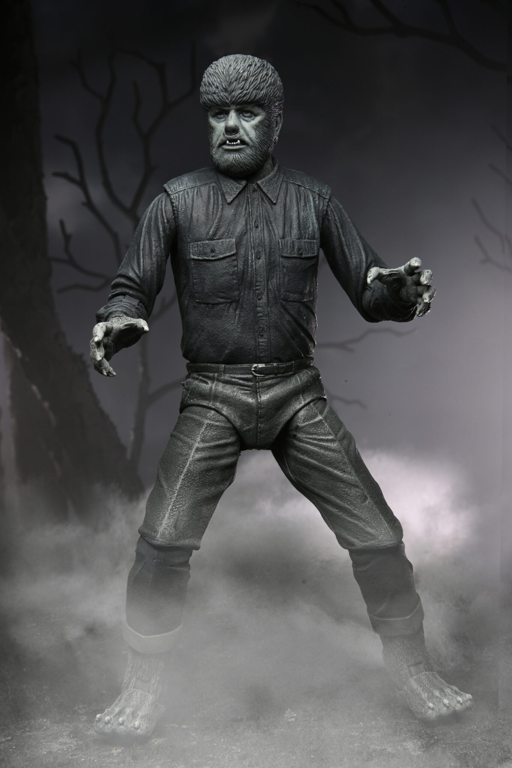 Universal Monsters - Ultimate Wolf Man - Black & White - www.Shopthatapp.com