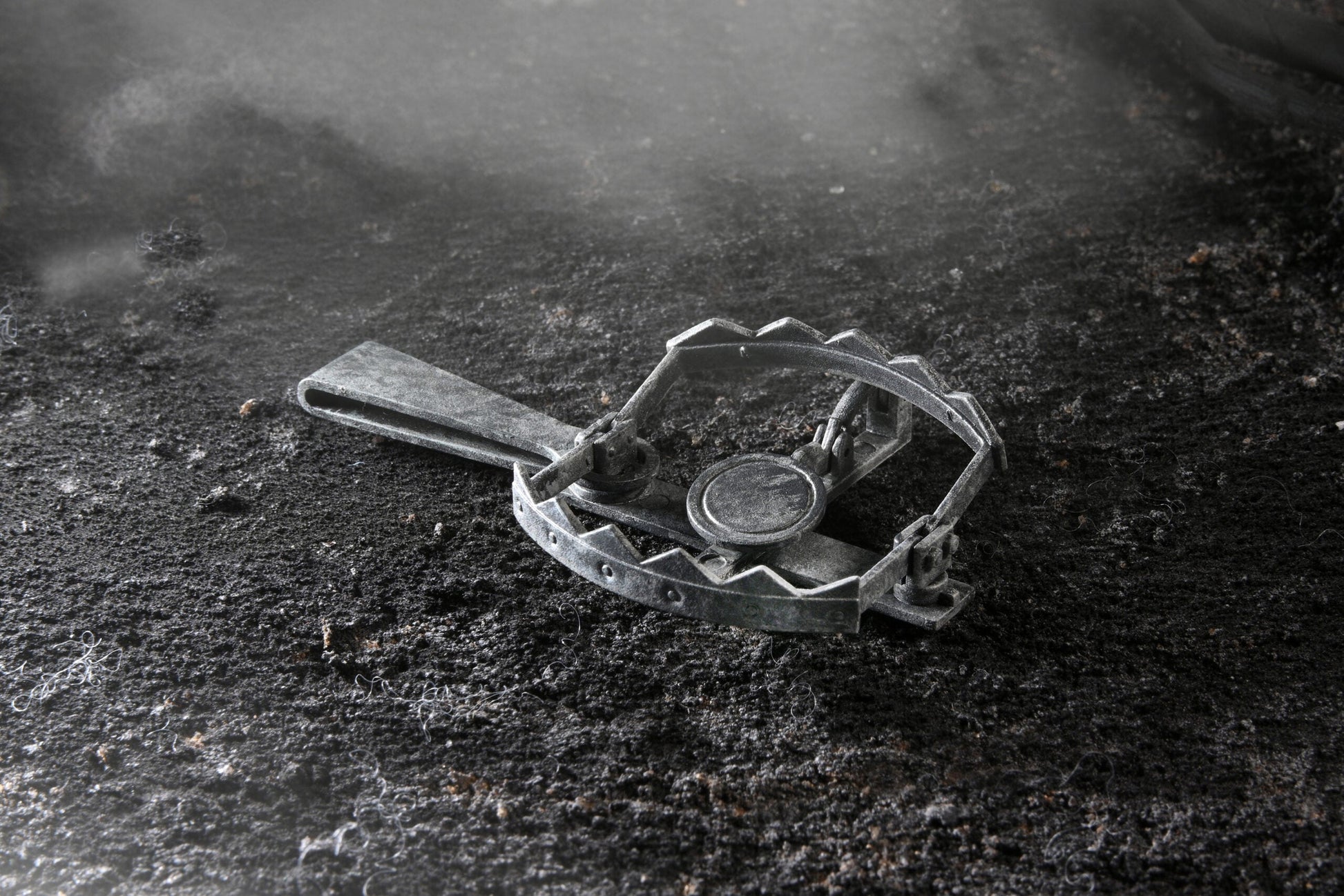 Universal Monsters - Ultimate Wolf Man - Black & White - www.Shopthatapp.com