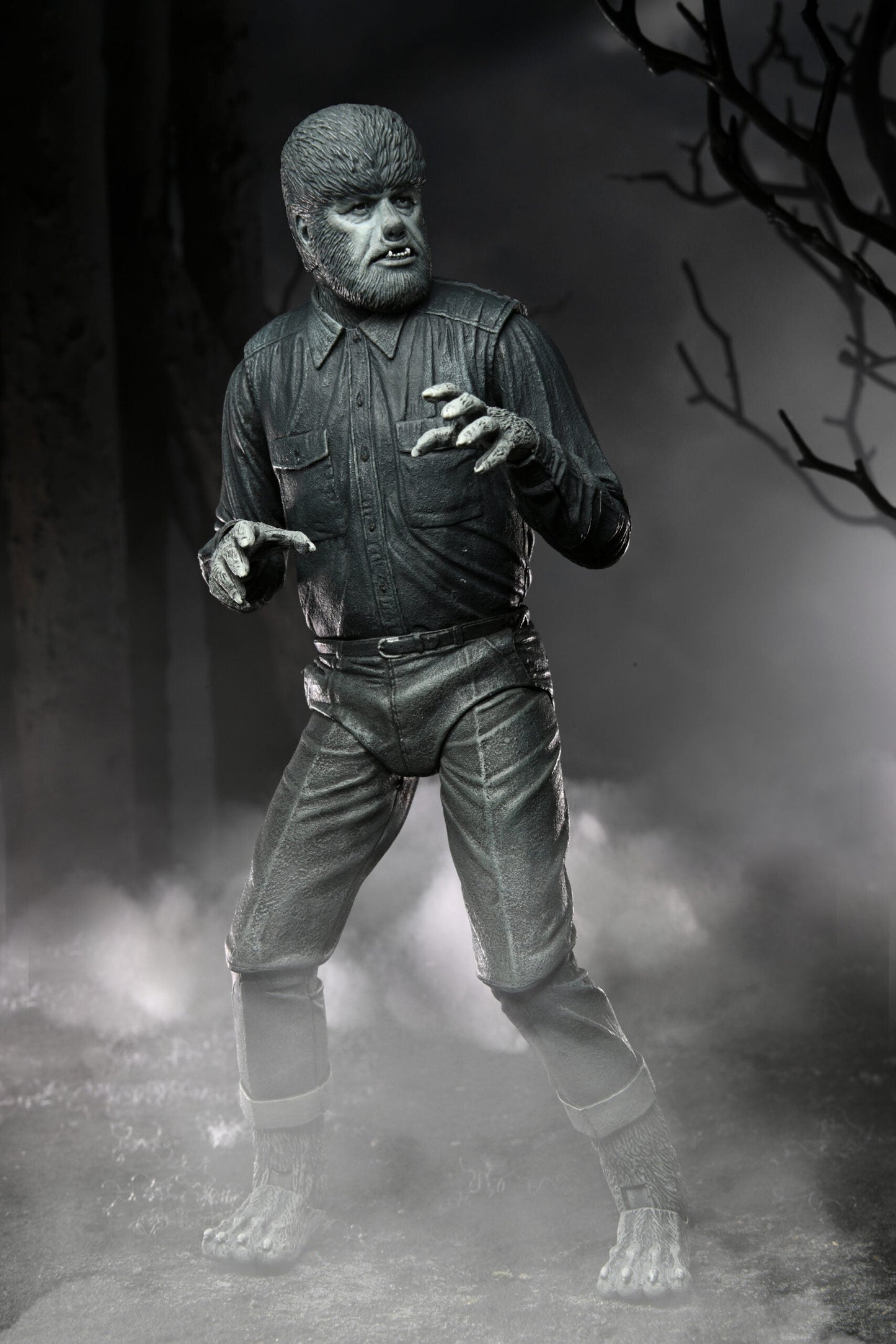 Universal Monsters - Ultimate Wolf Man - Black & White - www.Shopthatapp.com