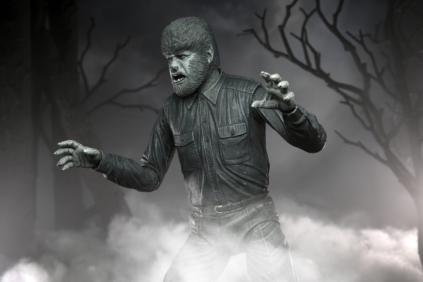 Universal Monsters - Ultimate Wolf Man - Black & White - www.Shopthatapp.com
