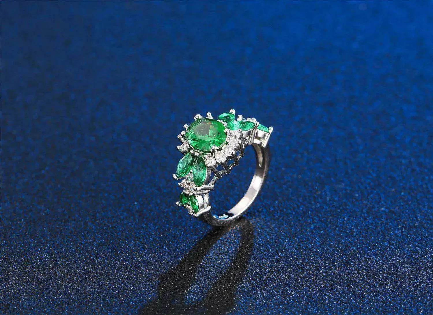 Women's Emerald Zircon Ring Bracelet - www.Shopthatapp.com