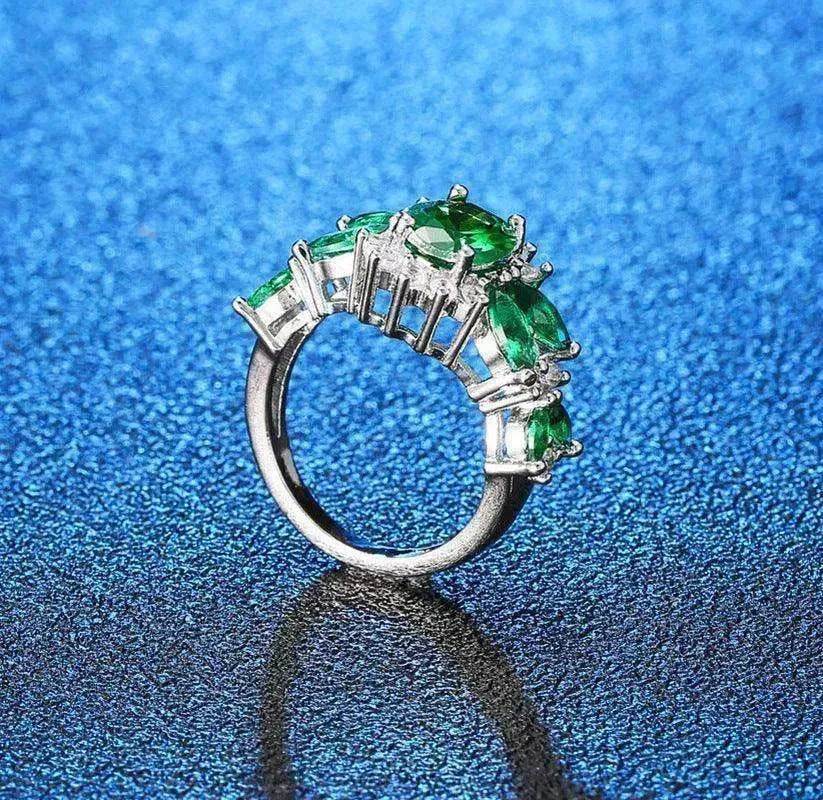 Women's Emerald Zircon Ring Bracelet - www.Shopthatapp.com