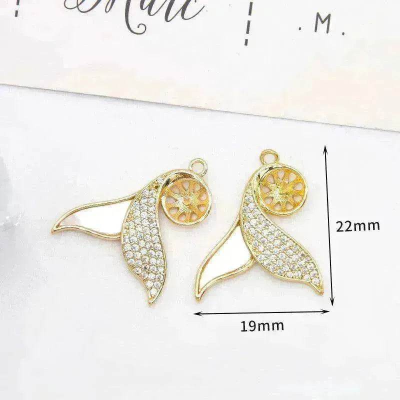 Women's White Shell Pendant Ear Rings - www.Shopthatapp.com