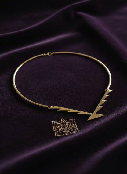 Xquenda Necklace - www.Shopthatapp.com