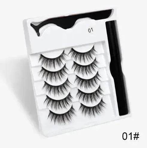 A Pair Of False Eyelashes With Magnets In Fashion - www.Shopthatapp.com