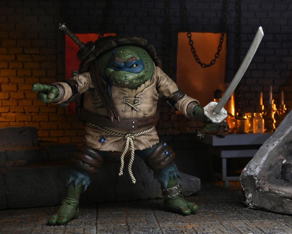 Universal Monsters x Teenage Mutant Ninja Turtles Ultimate Leonardo as The Hunchback - www.Shopthatapp.com