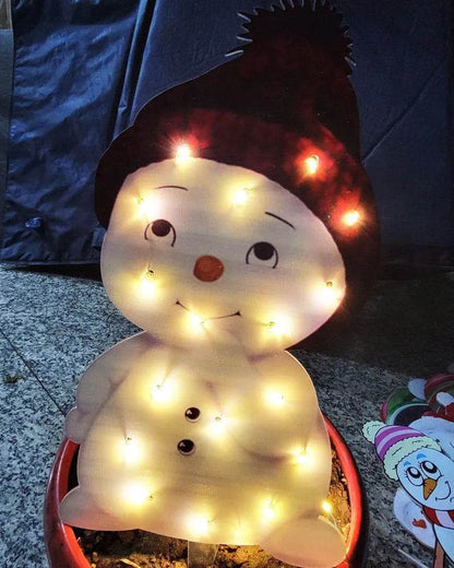 Christmas Scene Decoration With LED Lights Christmas Snowman Ornaments - www.Shopthatapp.com