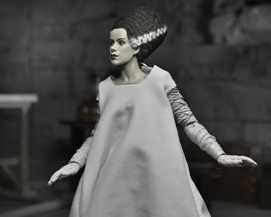 Universal Monsters Ultimate Bride of Frankenstein (Black & White) - www.Shopthatapp.com