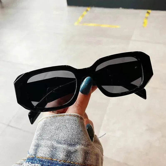 Women's Trendy Sun Fashion Square Sunglasses - www.Shopthatapp.com