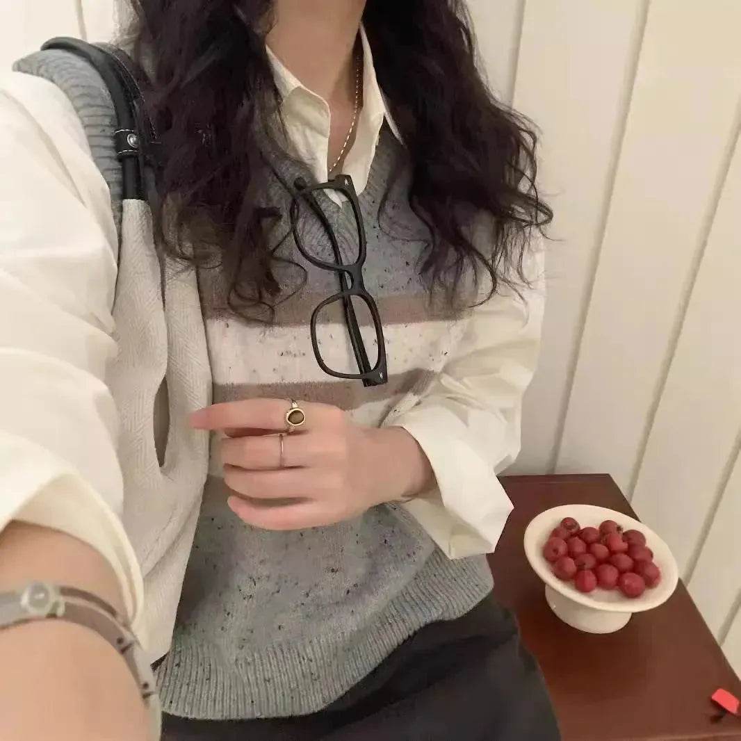 Cashmere Sleeveless V-neck Knitted Sweater Vest top for women - www.Shopthatapp.com