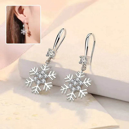 Temperament Snowflake Earrings With Rhinestones Fashion Personalized Christmas Earrings For Women Jewelry - www.Shopthatapp.com
