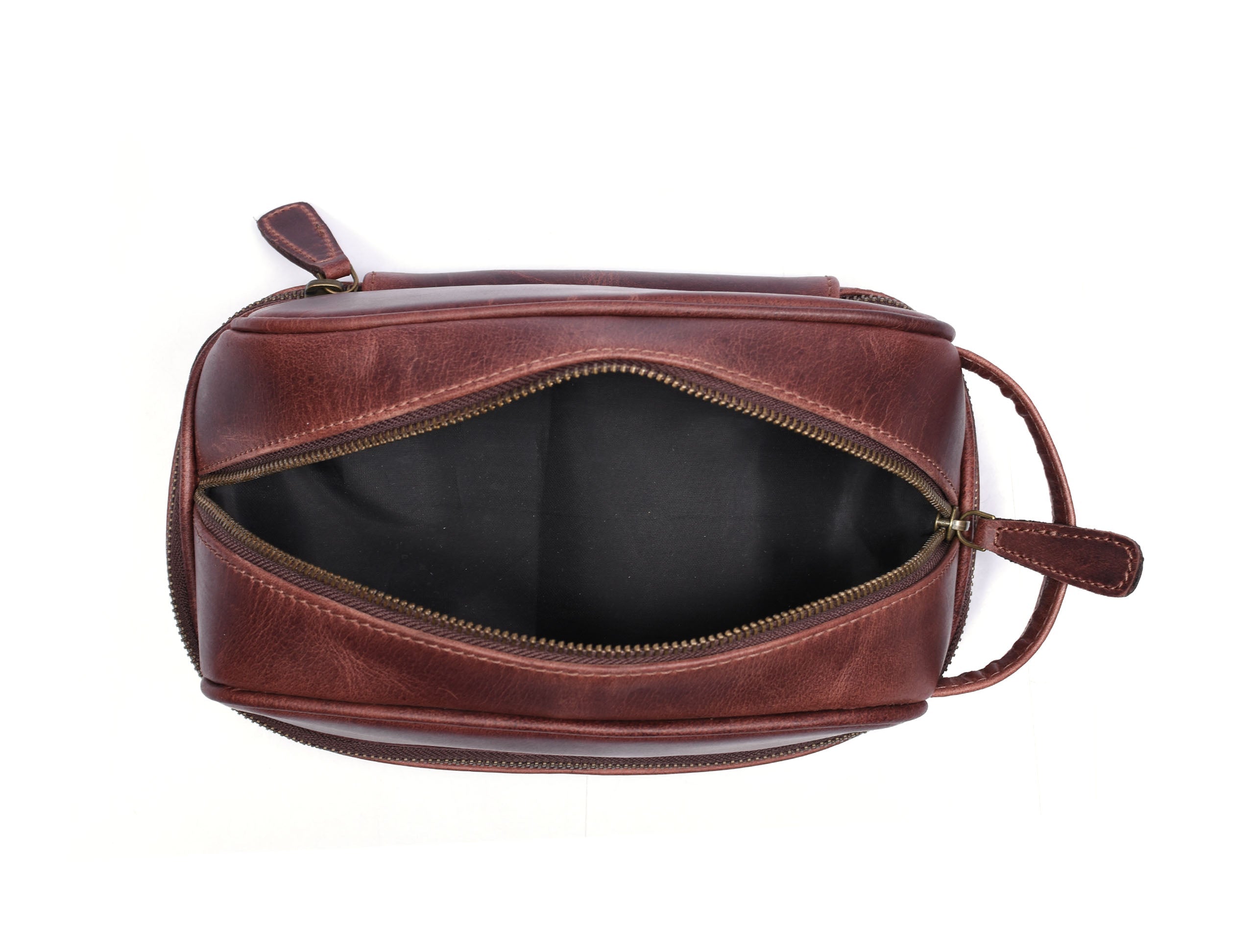 Akron Leather Toiletry Bag - www.Shopthatapp.com