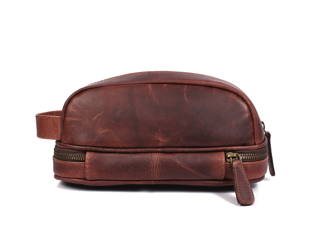 Akron Leather Toiletry Bag - www.Shopthatapp.com