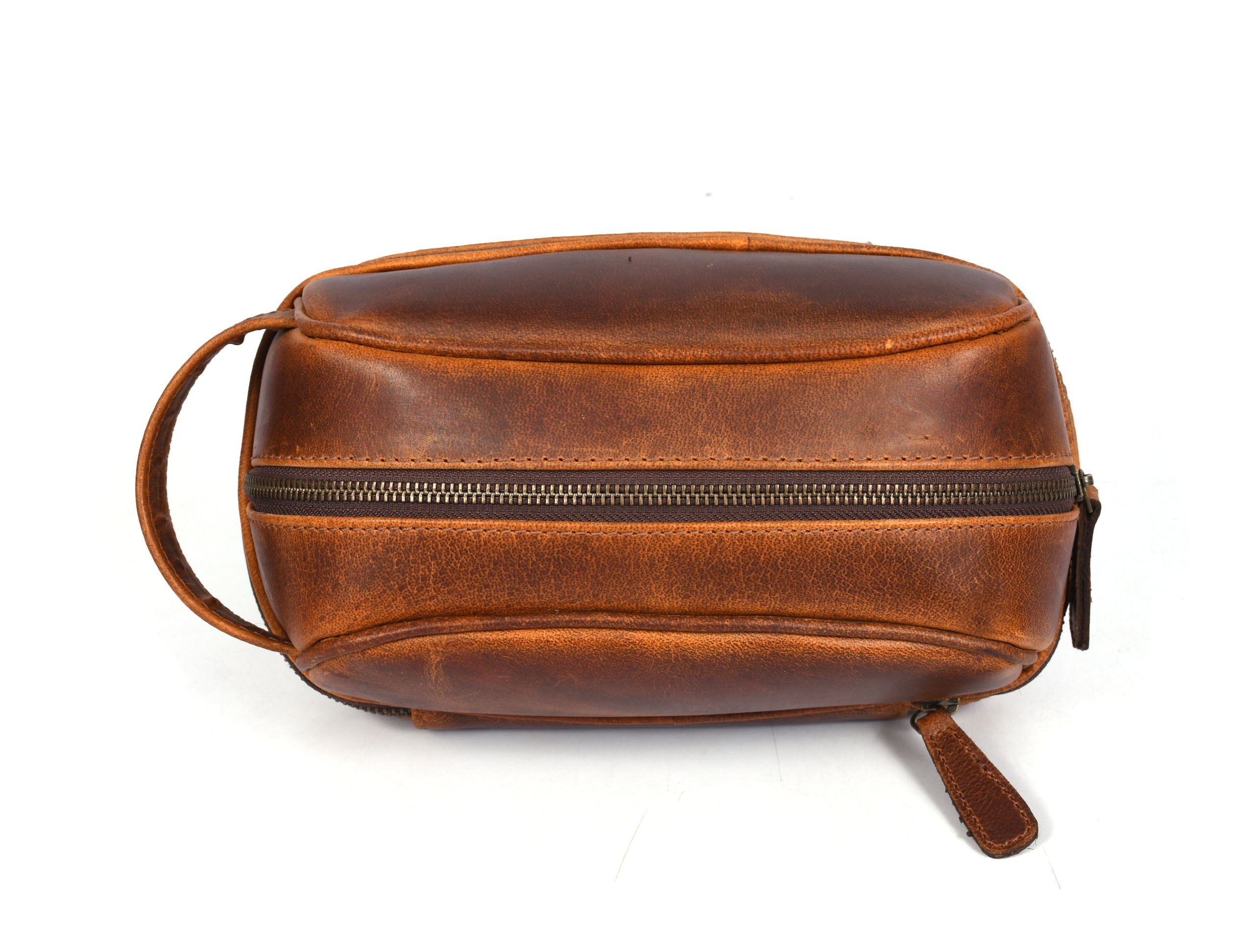 Akron Leather Toiletry Bag - www.Shopthatapp.com