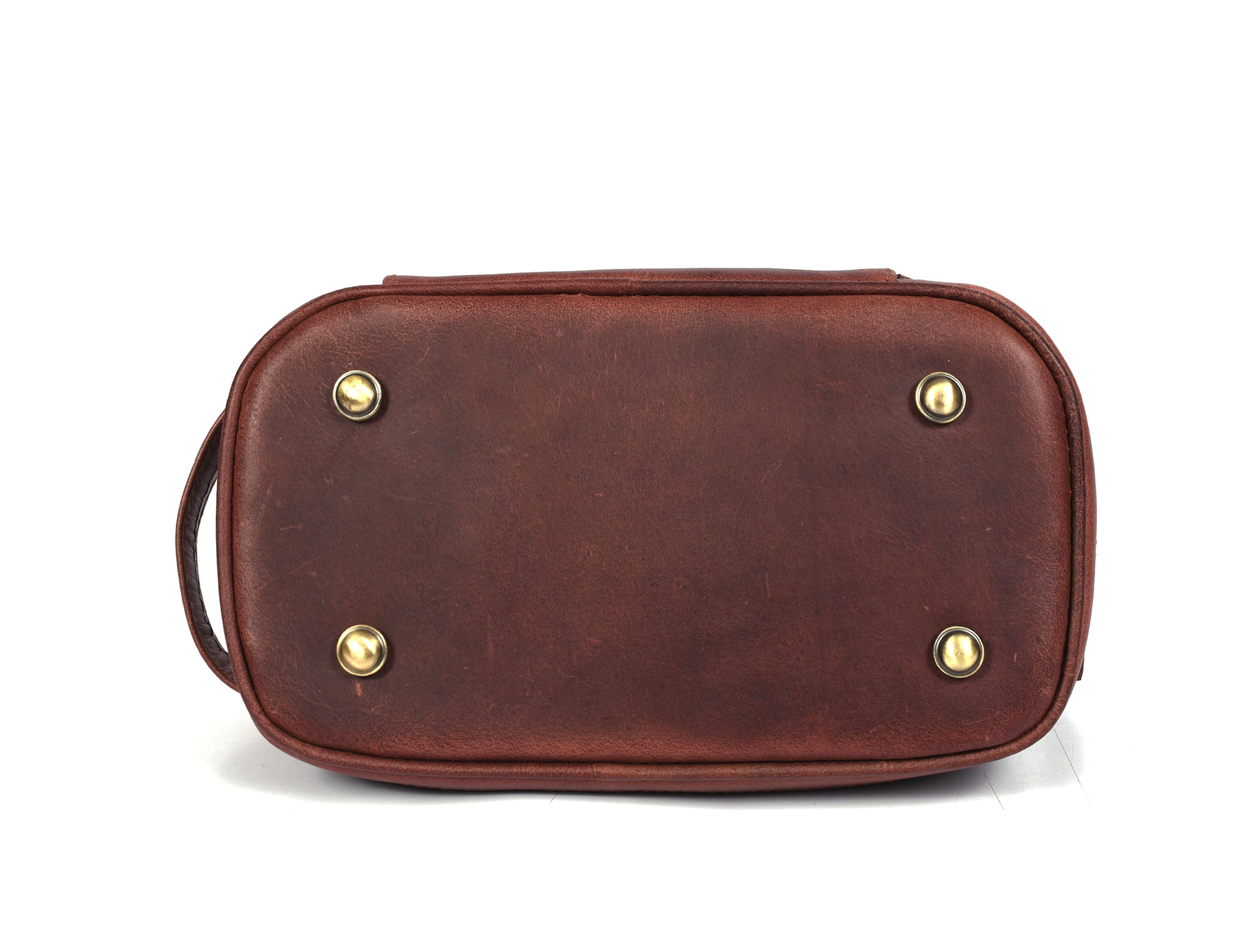 Akron Leather Toiletry Bag - www.Shopthatapp.com
