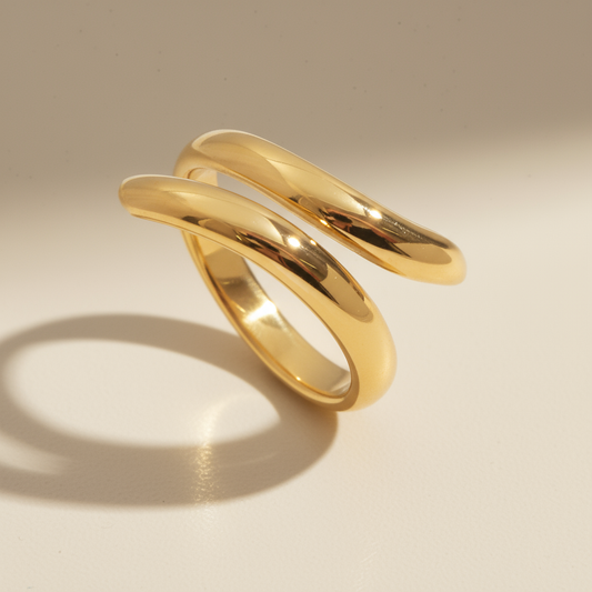 Pre-order: Alma Ring - www.Shopthatapp.com