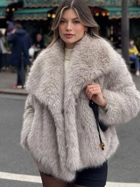 Annalise Faux Fur Coat - www.Shopthatapp.com
