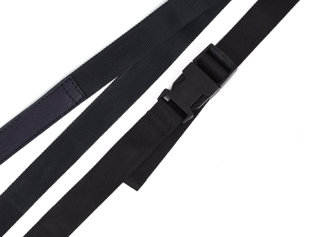 Arucas Leather Canvas Apron - Stress Grey - www.Shopthatapp.com