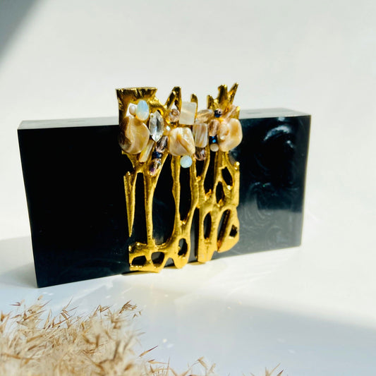 AURA- black - www.Shopthatapp.com