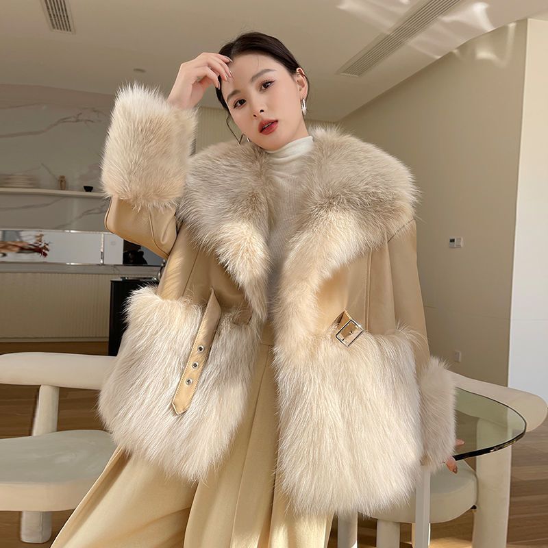 Aurora Faux Fur and Leather Coat - www.Shopthatapp.com