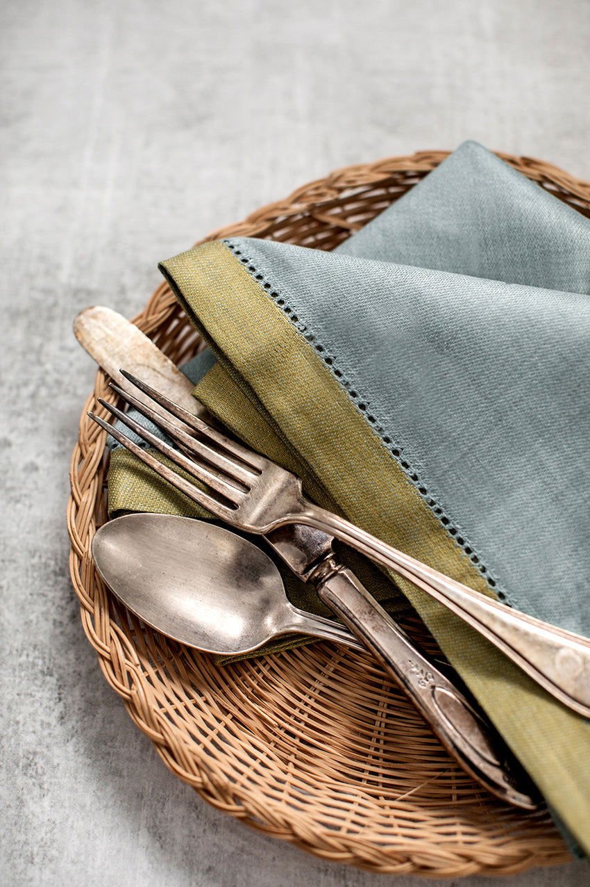 Azzura Linen Napkin in Azure & Olive - www.Shopthatapp.com