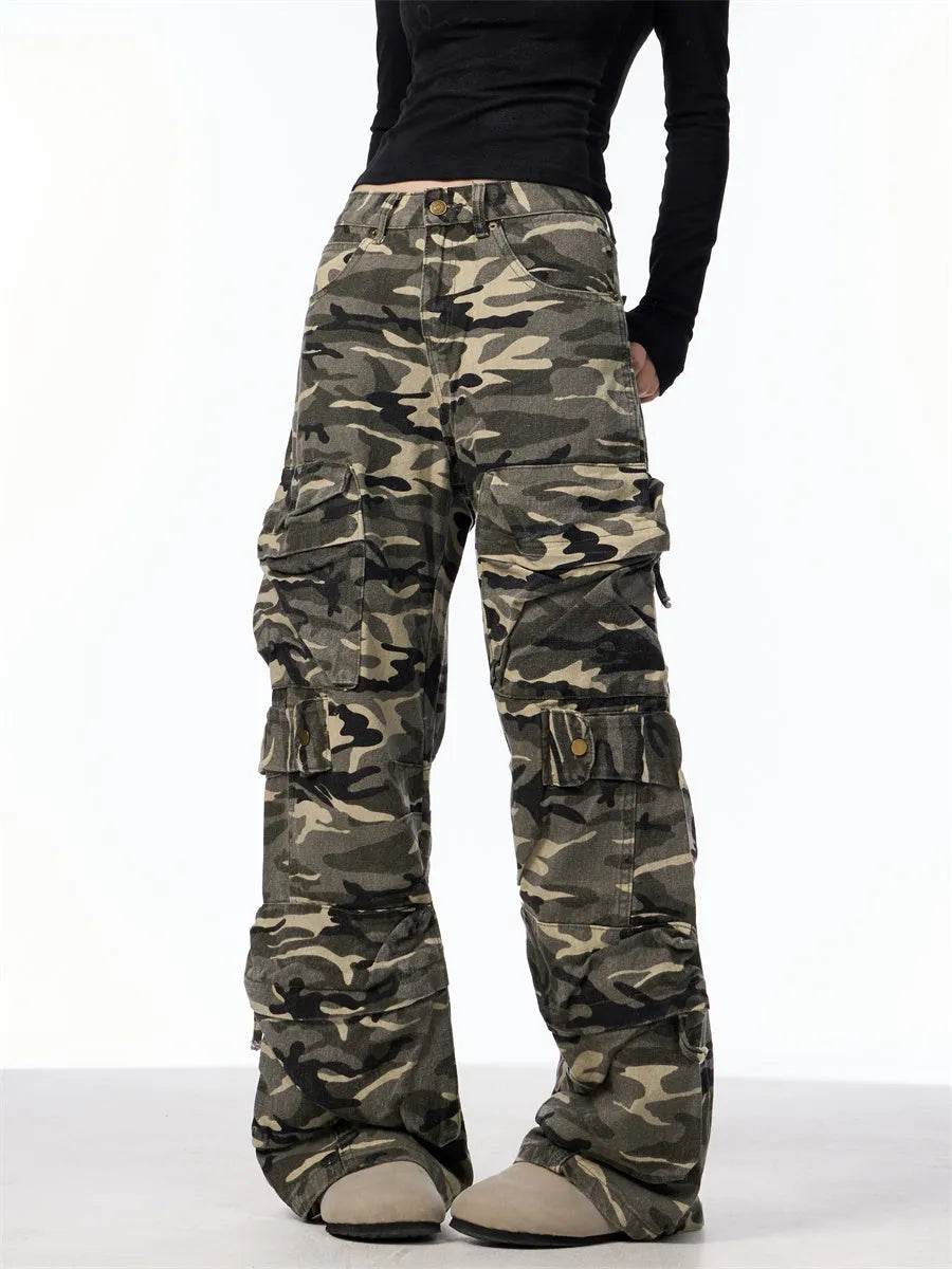 Retro Design Camouflage Cargo Pants Women - www.Shopthatapp.com