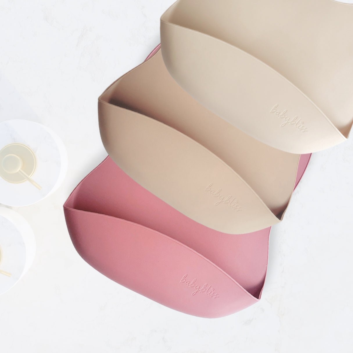 Silicone Bib - www.Shopthatapp.com