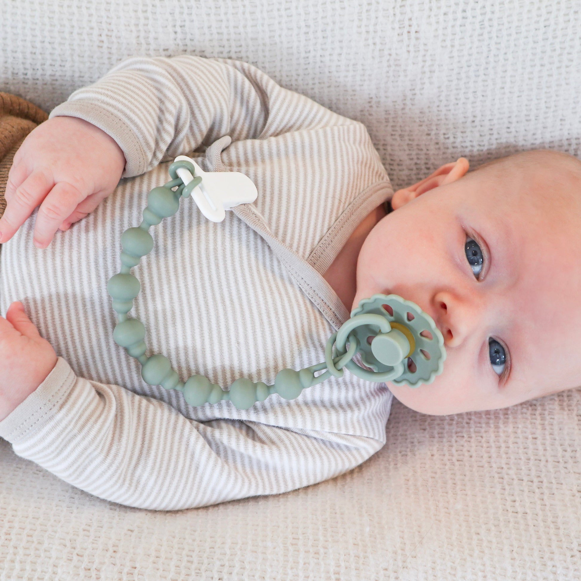 Pacifier Clip - www.Shopthatapp.com
