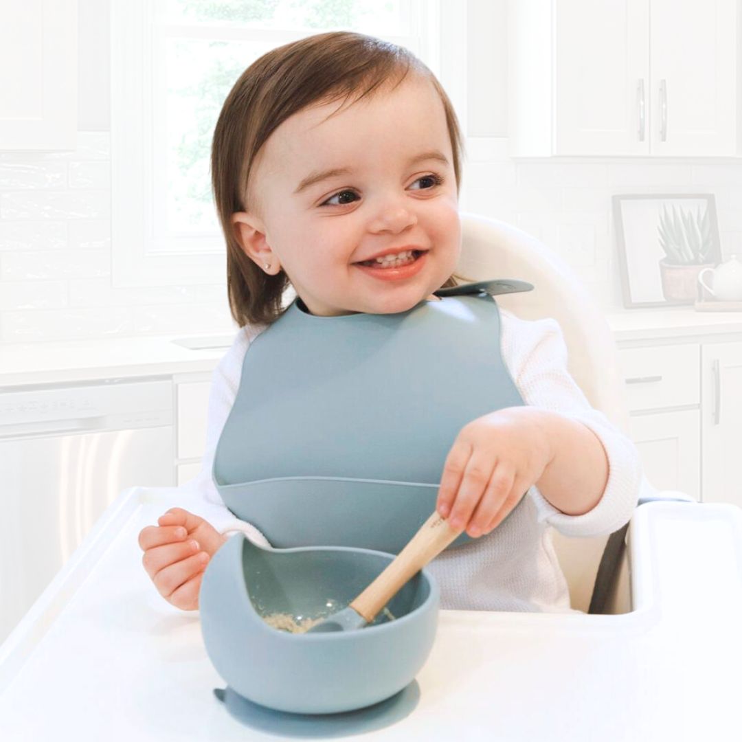 Silicone Bib - www.Shopthatapp.com