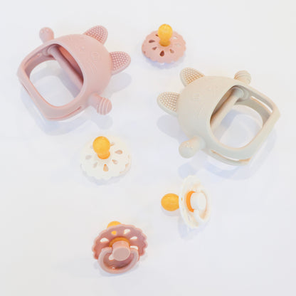 Cat Teether - www.Shopthatapp.com