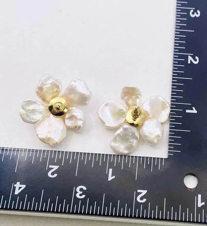 Baroque Pearl Earrings Female European And American Temperament Personality Flower Stud Earrings - www.Shopthatapp.com