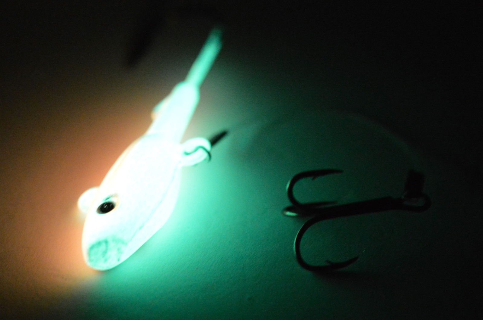Big Sky Lake Trout Jigs w/Stinger Hook 1oz 1/pack - www.Shopthatapp.com