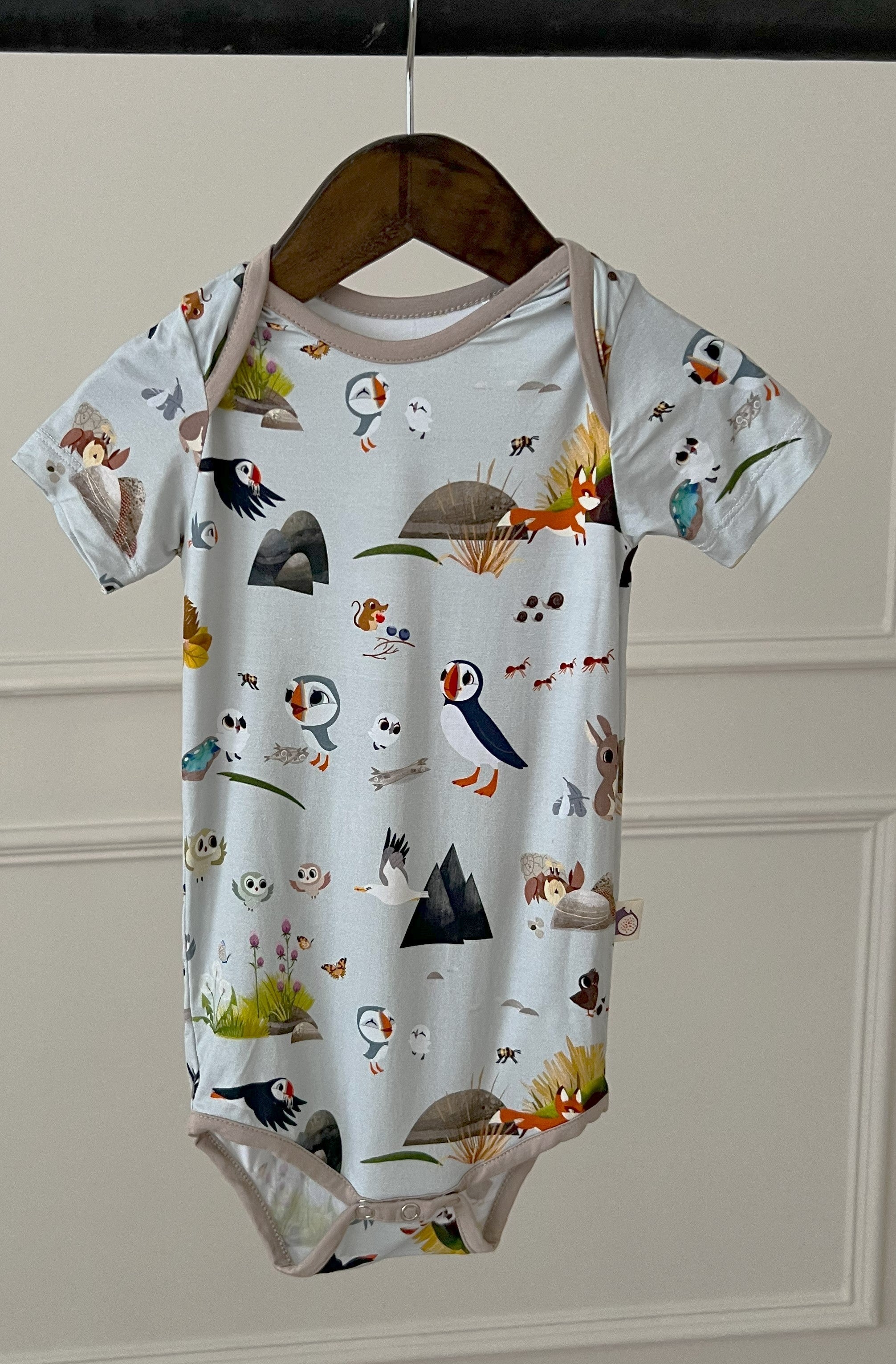 Snuggly Figs™ X Puffin Rock™ - Meadow Friends - Bamboo Body Suit - www.Shopthatapp.com